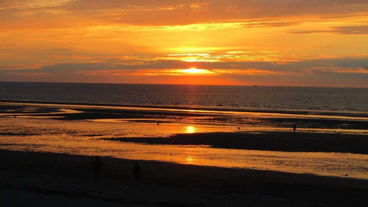 Plage Et Mer Service Tout Compris Cabourg Bagian luar foto